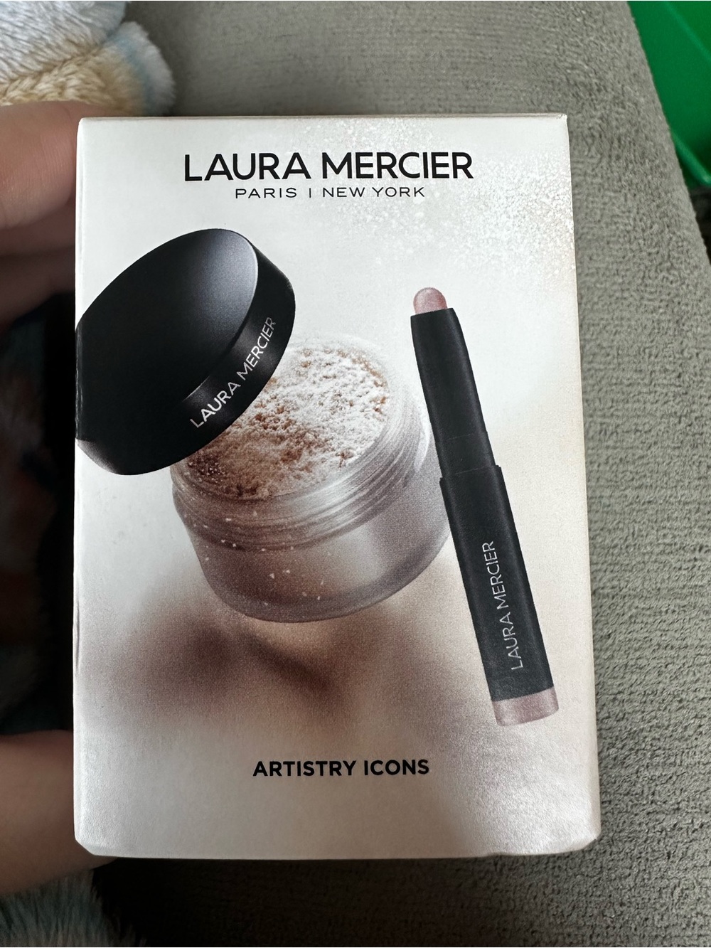 Laura Mercier Artistry Icons Set